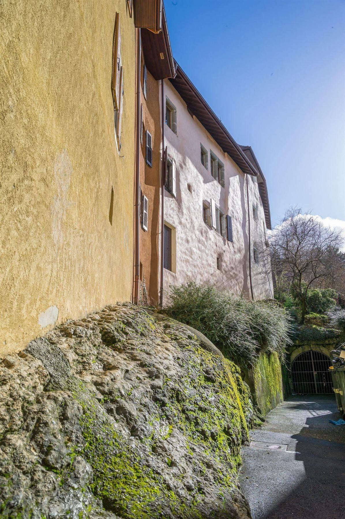 Les Loges Annecy Vieille Ville Bagian luar foto